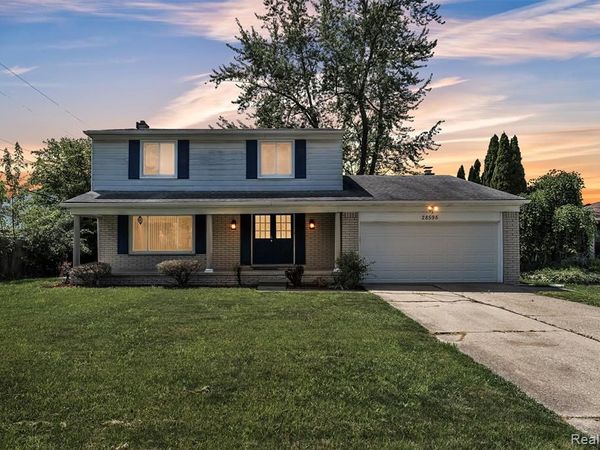 28595 Sann Carlos Street, Southfield, MI 48076