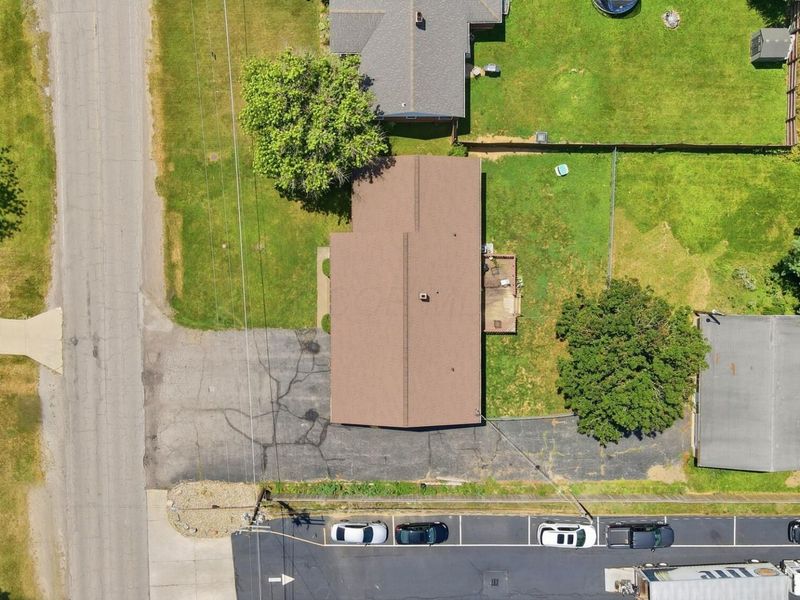233 N Columbus Street, Sunbury, OH 43074 Photo 3