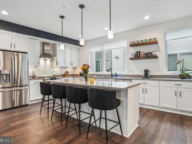 3007 SUNRISE WALK, PHILADELPHIA, PA 19125