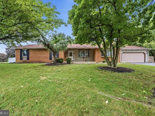 5429 CURTIS DRIVE , SCHNECKSVILLE, PA 18078