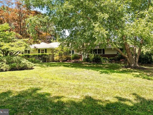 18 EDGEWOOD ROAD , ROBBINSVILLE, NJ 08691