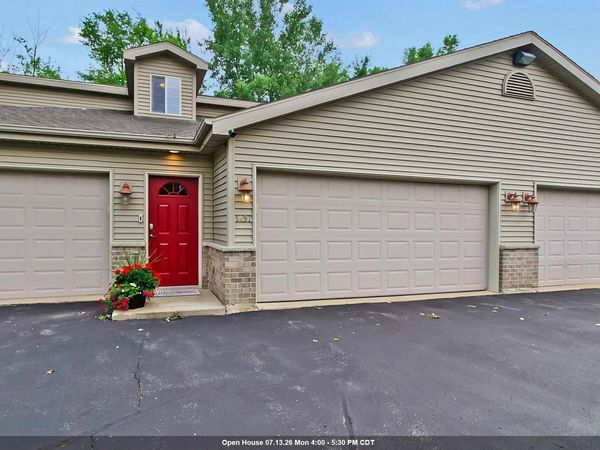 1497 ARCTIC COURT, Suamico, WI 54173