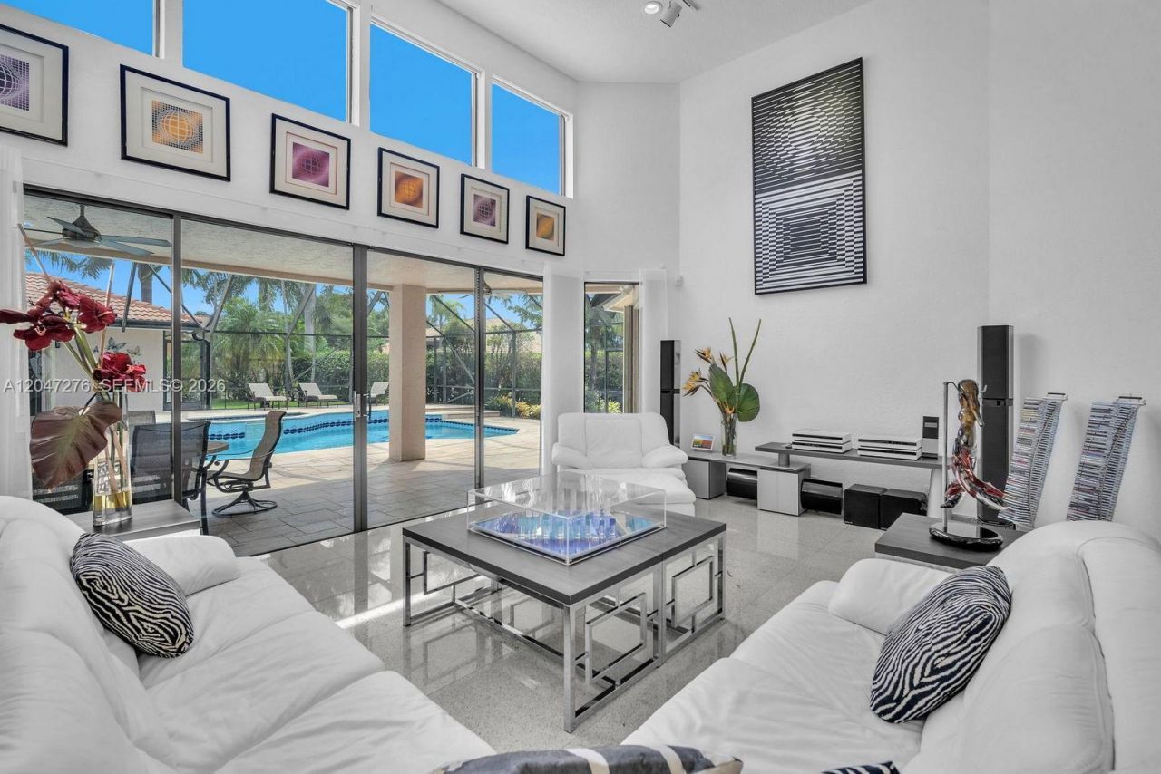 392 Coconut Cir , Weston, FL 33326 Photo