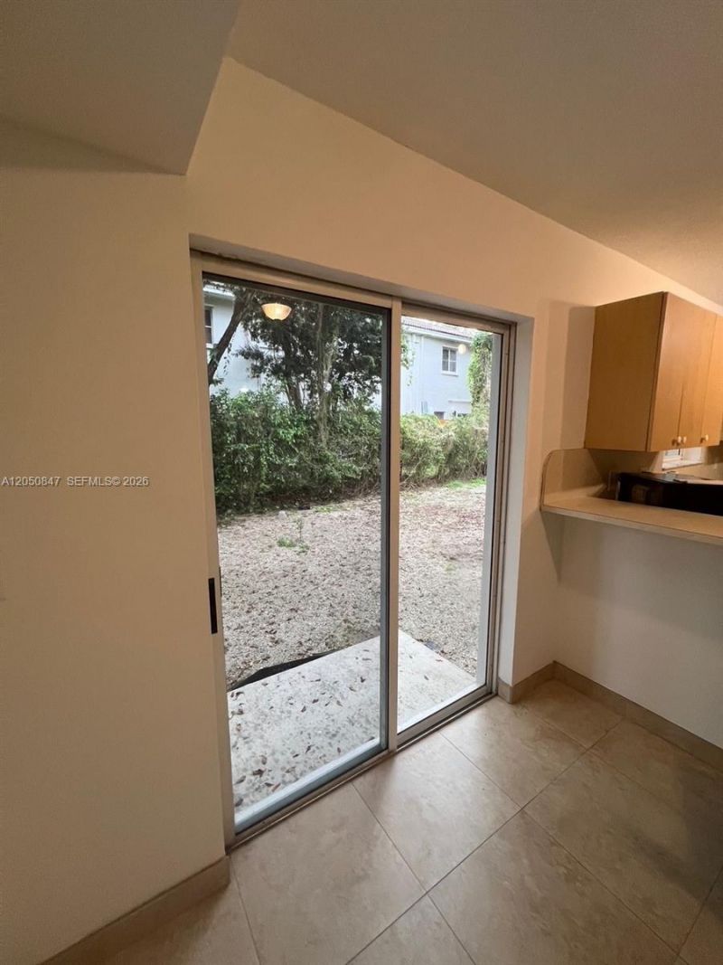 2911 SE 13th Rd , Unit 106-40, Homestead, FL 33035 Photo
