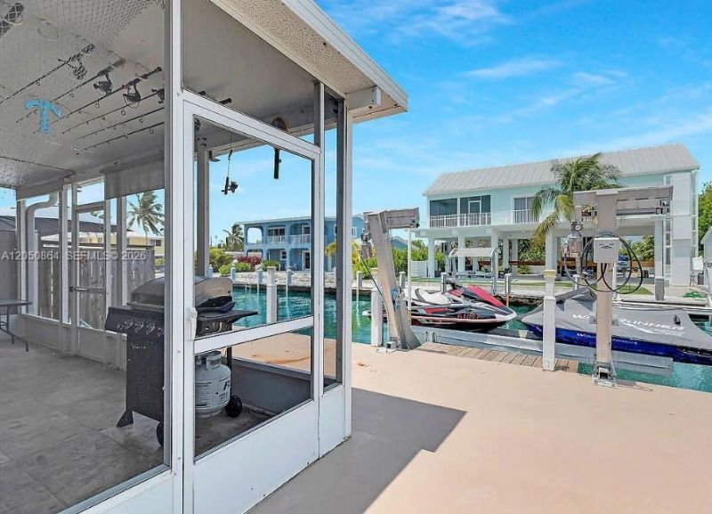 425 89th Street Ocean , Marathon, FL 33050 Photo