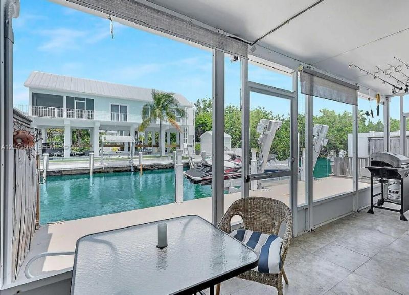 425 89th Street Ocean , Marathon, FL 33050 Photo