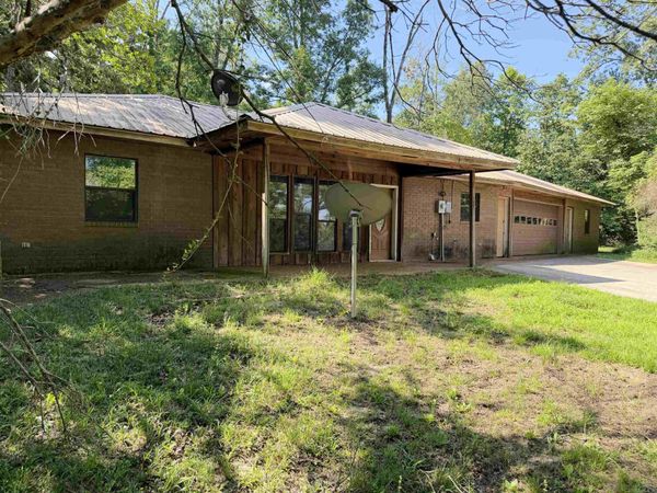 260 Whispering Pine Drive , Melbourne, AR 72556