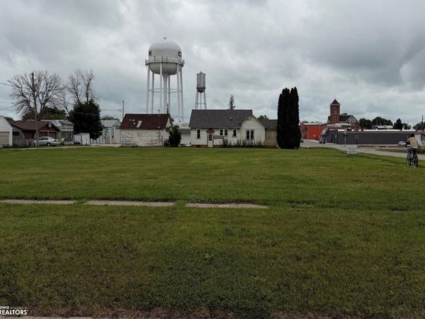 410 S Main Street, Clarion, IA 50525