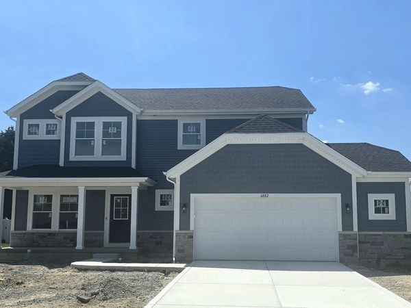 6882 Foxwood Drive , Schererville, IN 46375