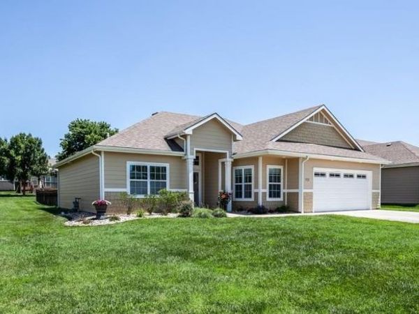 1721 S Willow Street, Ottawa, KS 66067