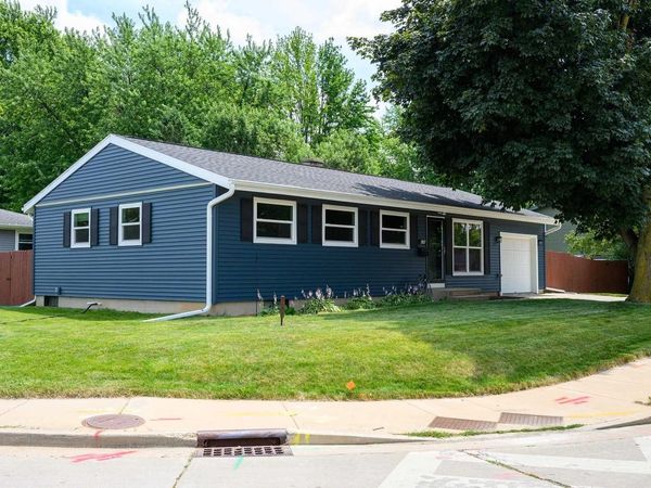287 N Bird Street, Sun Prairie, WI 53590