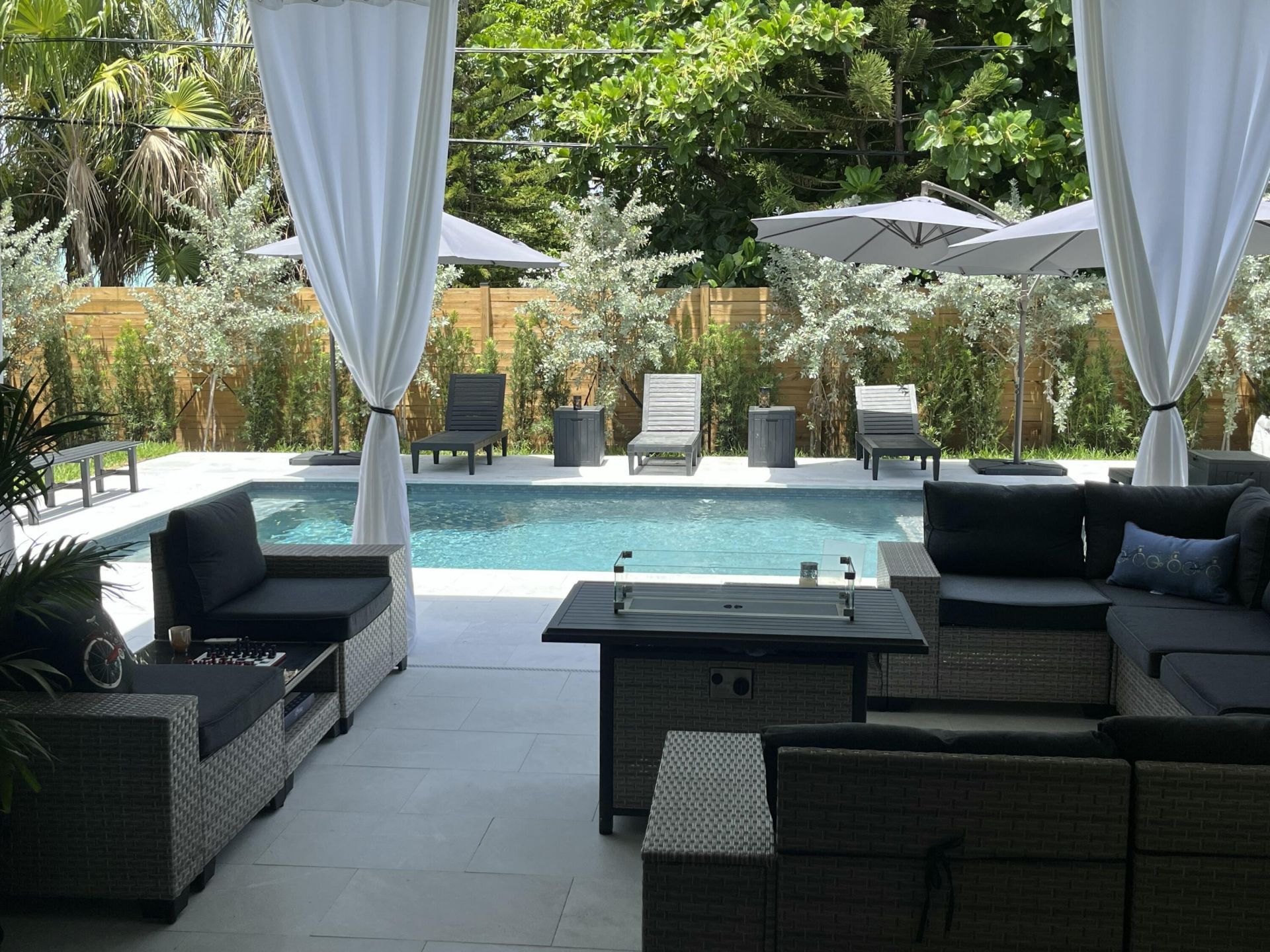 1533 NE 16th Avenue, Fort Lauderdale, FL 33304 Photo