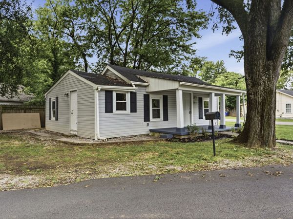 203 Gayle Way , Bowling Green, KY 42101