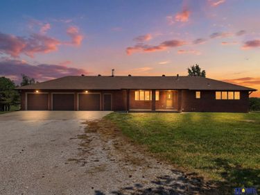 900 S 112th Street, Lincoln, NE 68520