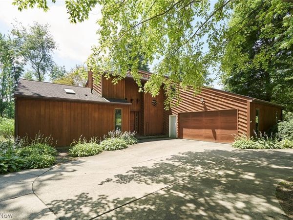 1740 Steffy Road , Mogadore, OH 44260