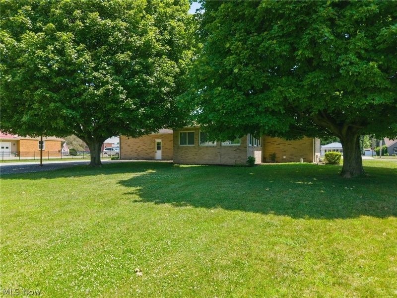4775 Erie Avenue SW, Navarre, OH 44662 Photo 35