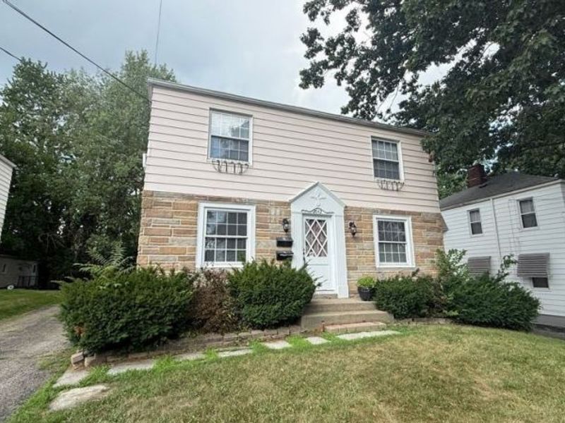 2042 13th Street, Cuyahoga Falls, OH 44223 Photo 3