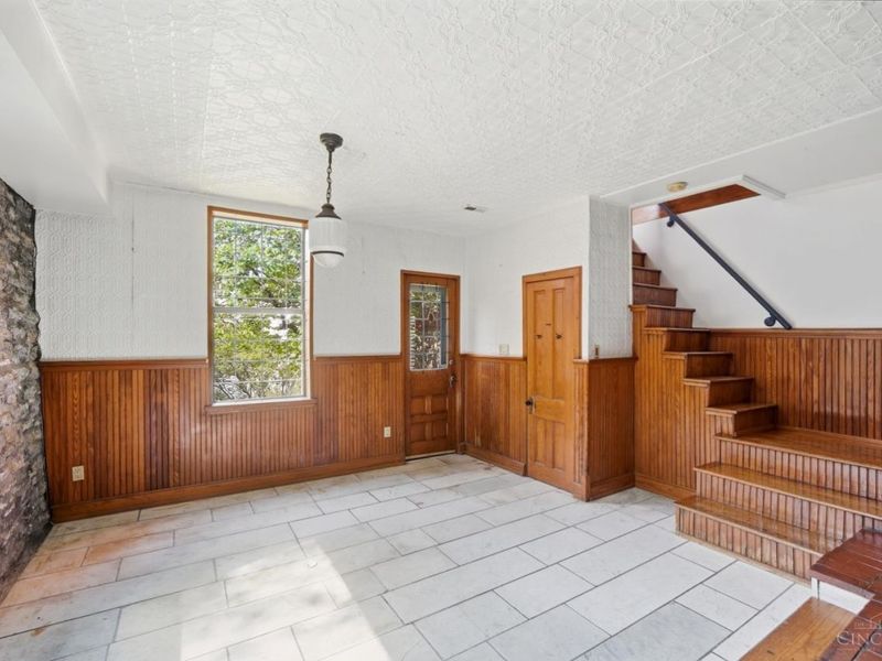 108 1/2 W Clifton Avenue, Cincinnati, OH 45202 Photo 6