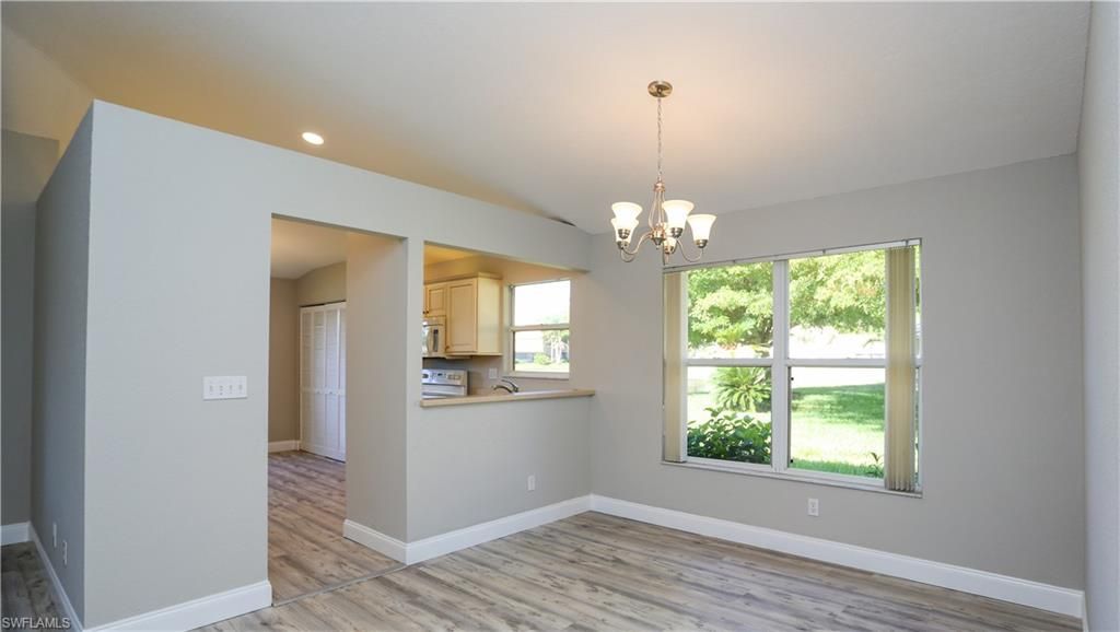 402 Emerald Bay Cir, Unit E7, Naples, FL 34110 Photo