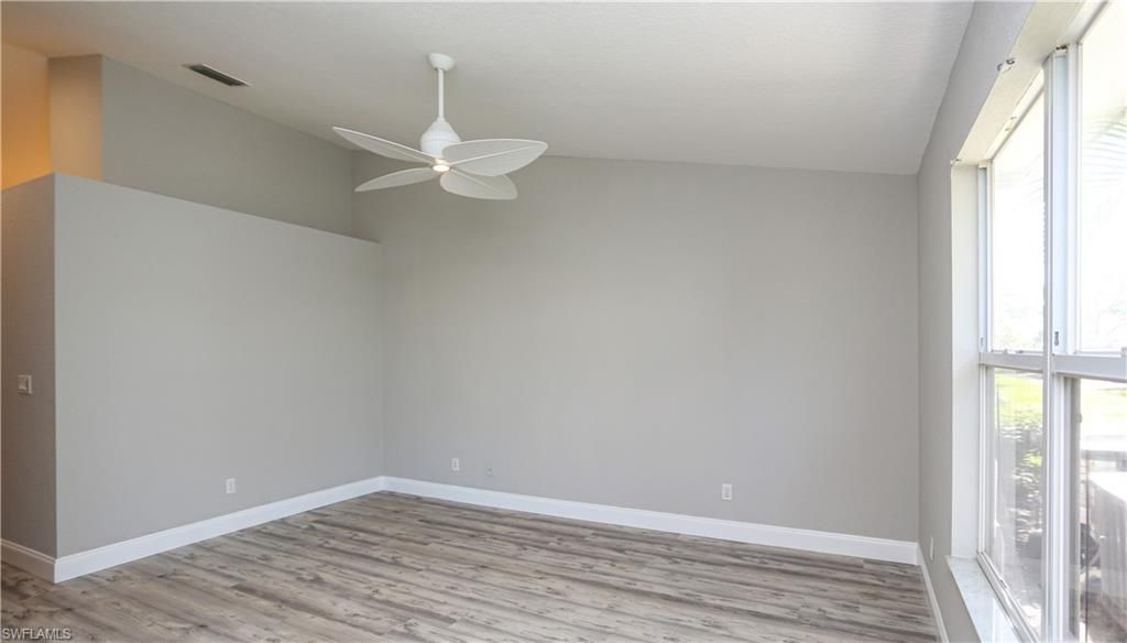 402 Emerald Bay Cir, Unit E7, Naples, FL 34110 Photo