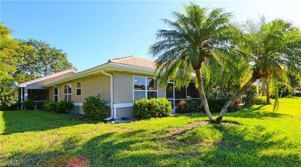 402 Emerald Bay Cir, Unit E7, Naples, FL 34110 Photo