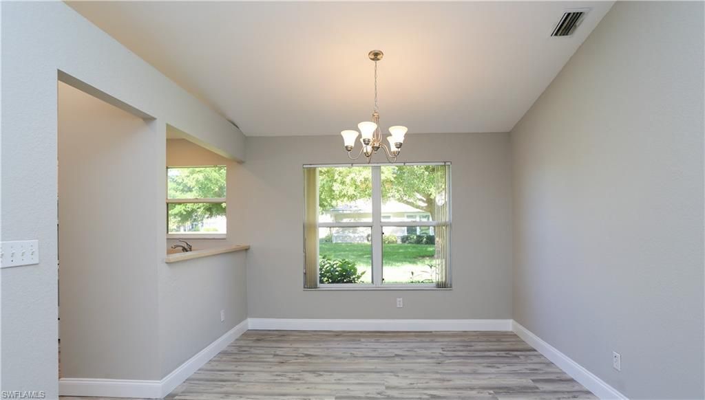 402 Emerald Bay Cir, Unit E7, Naples, FL 34110 Photo