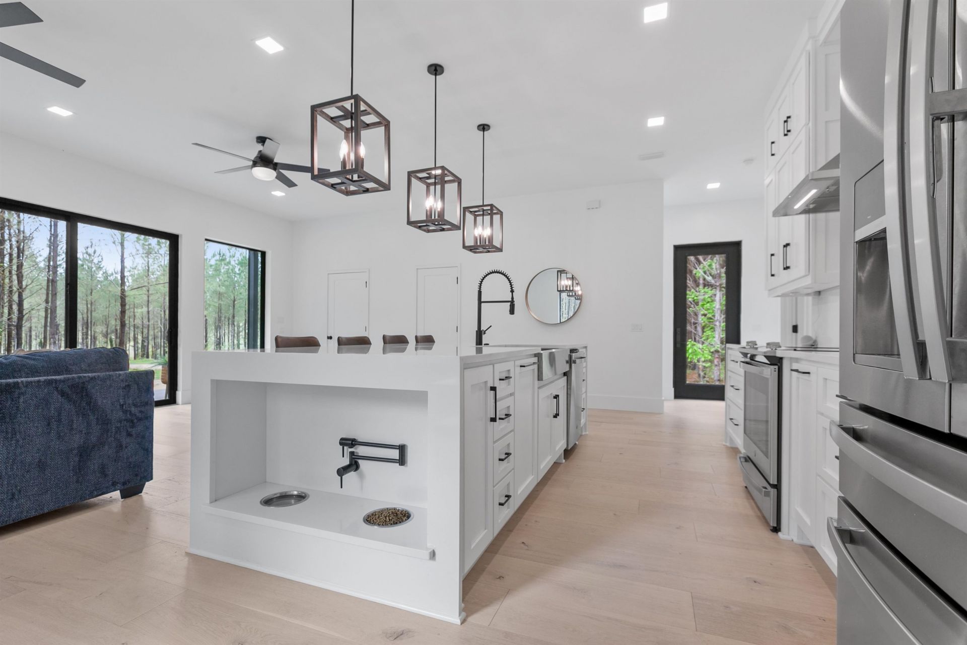 10080 Mahan Drive, Tallahassee, FL 32309 Photo