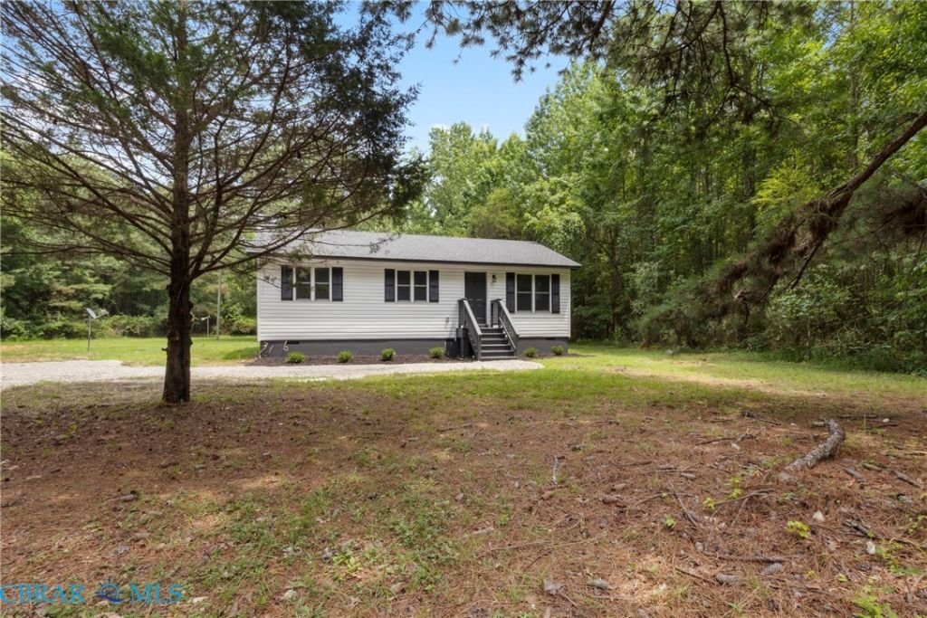2239 Stratton Major Road, Shacklefords, VA 23156 Main Photo