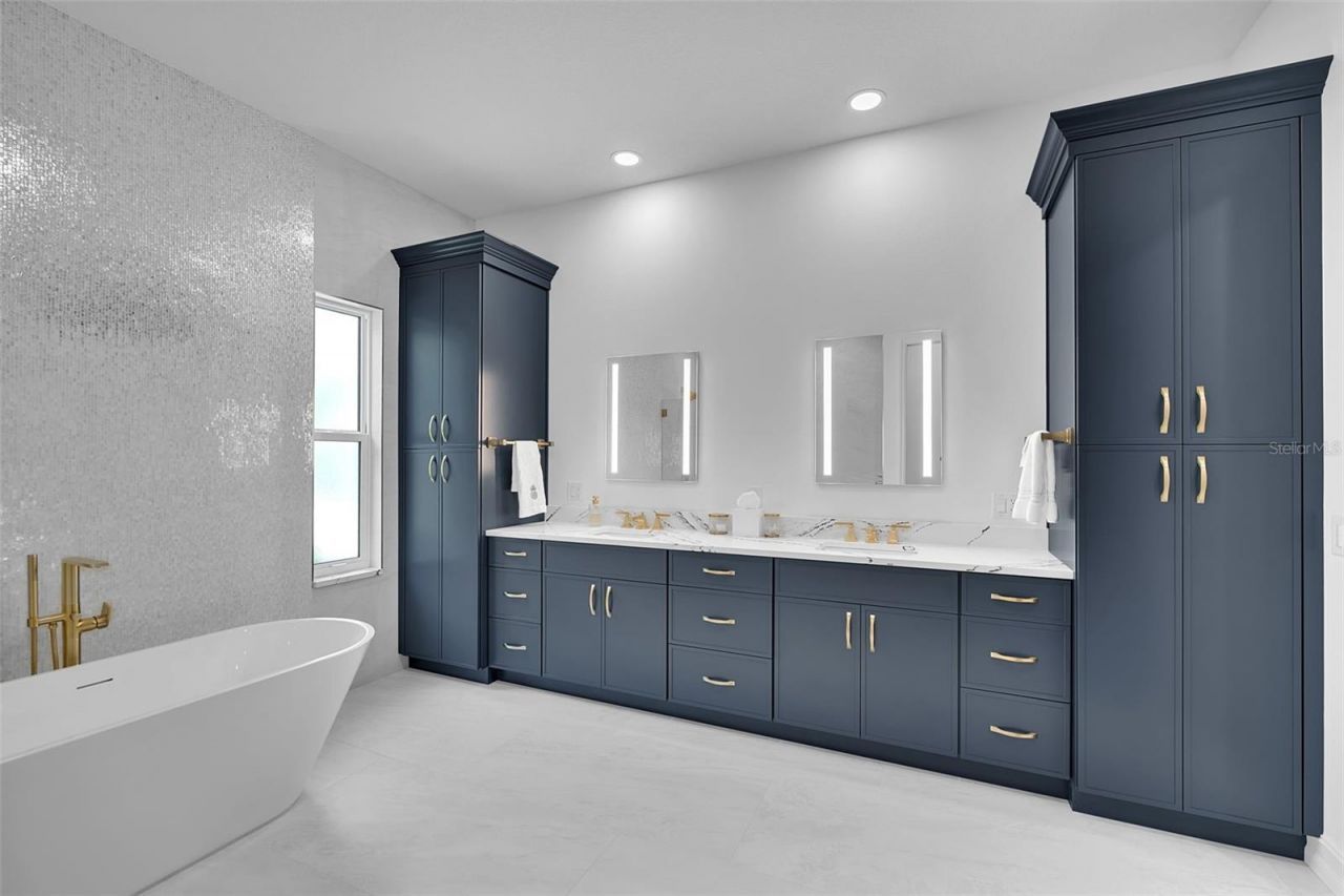 8986 Bloomfield Boulevard, Sarasota, FL 34238 Photo