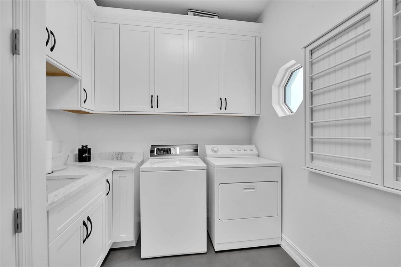 8986 Bloomfield Boulevard, Sarasota, FL 34238 Photo