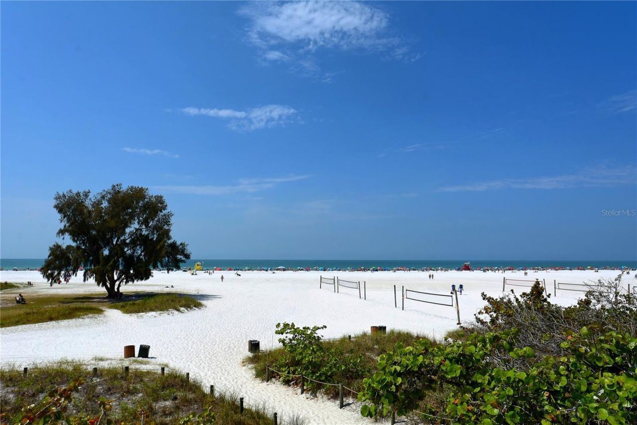 8986 Bloomfield Boulevard, Sarasota, FL 34238 Photo