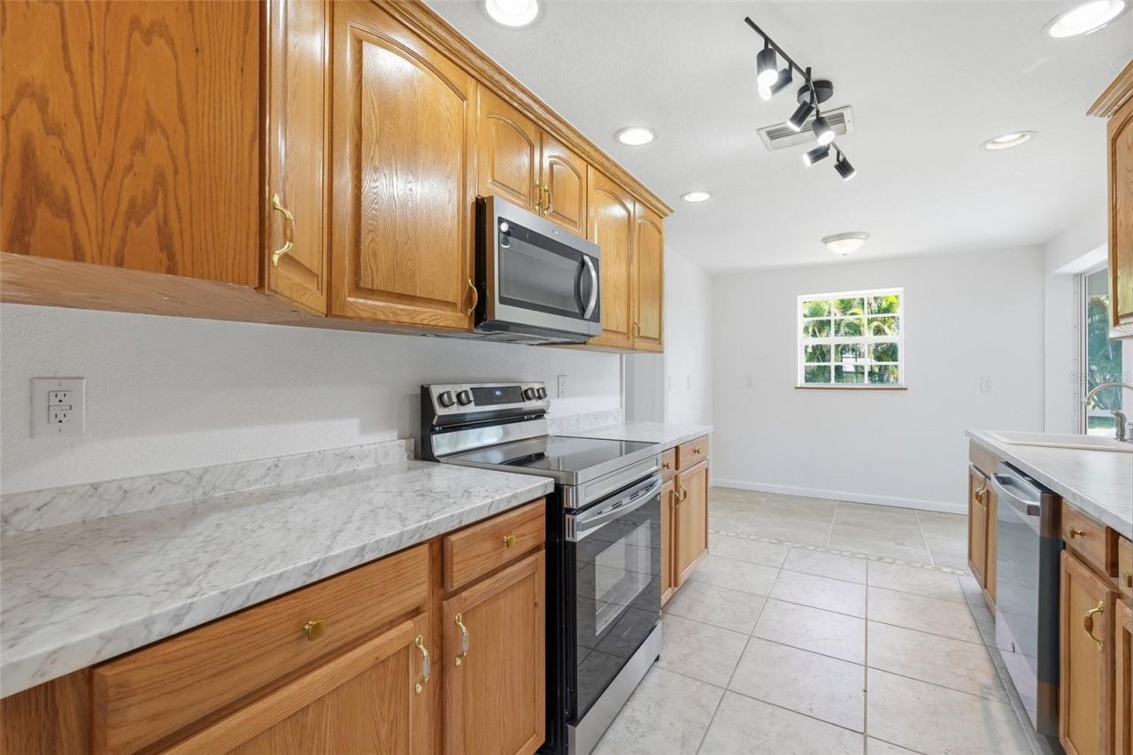 700 Dolphin Parkway , Punta Gorda, FL 33950 Photo