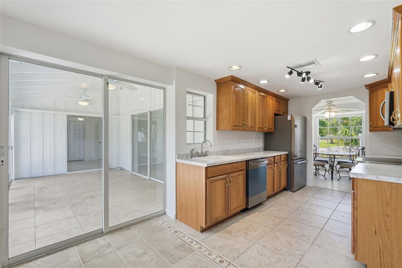 700 Dolphin Parkway , Punta Gorda, FL 33950 Photo