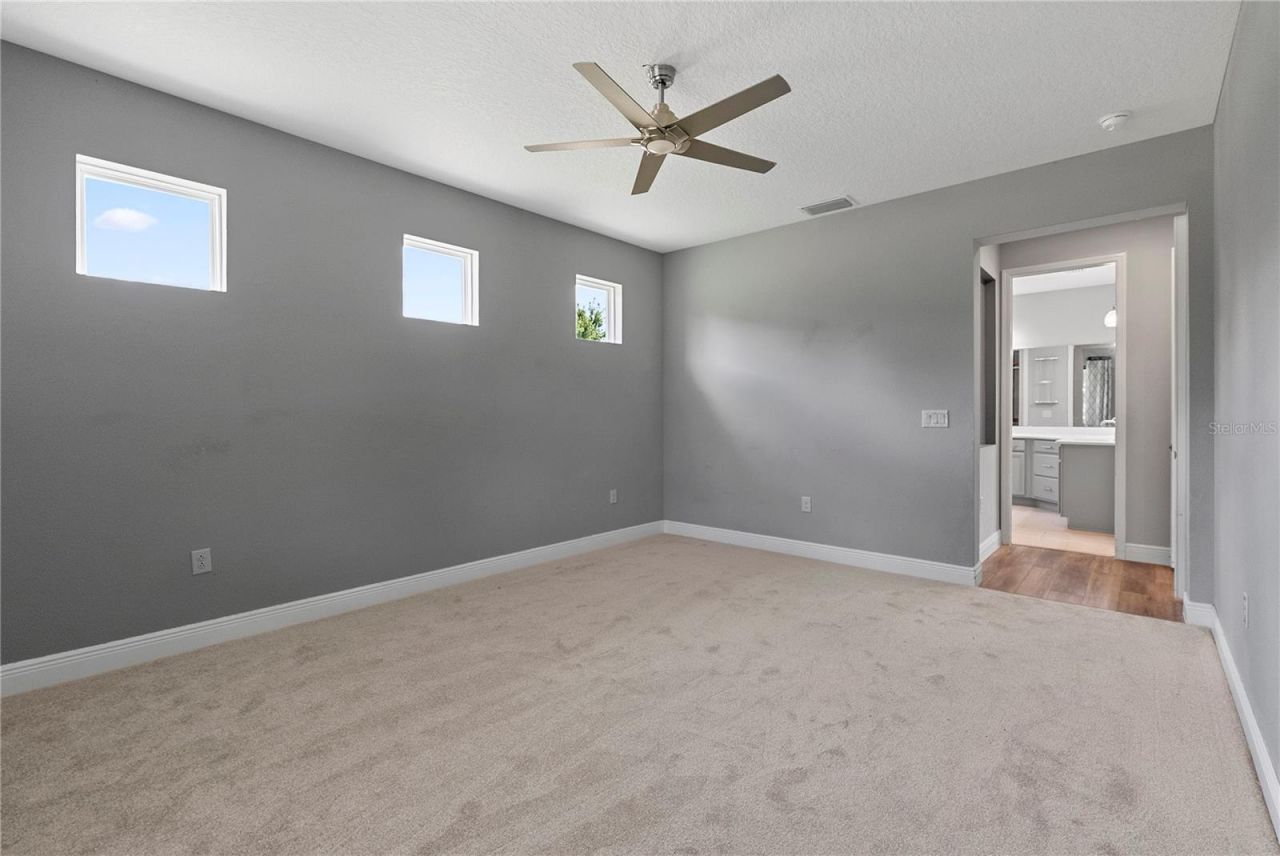 8113 Bridgeport Bay Circle, Mount Dora, FL 32757 Photo