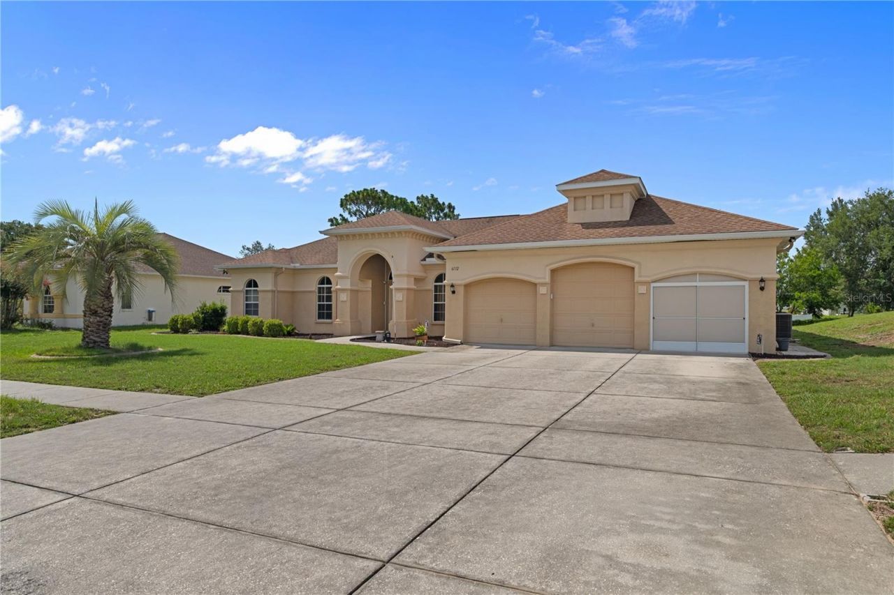 6132 Krista Drive , Spring Hill, FL 34609 Photo
