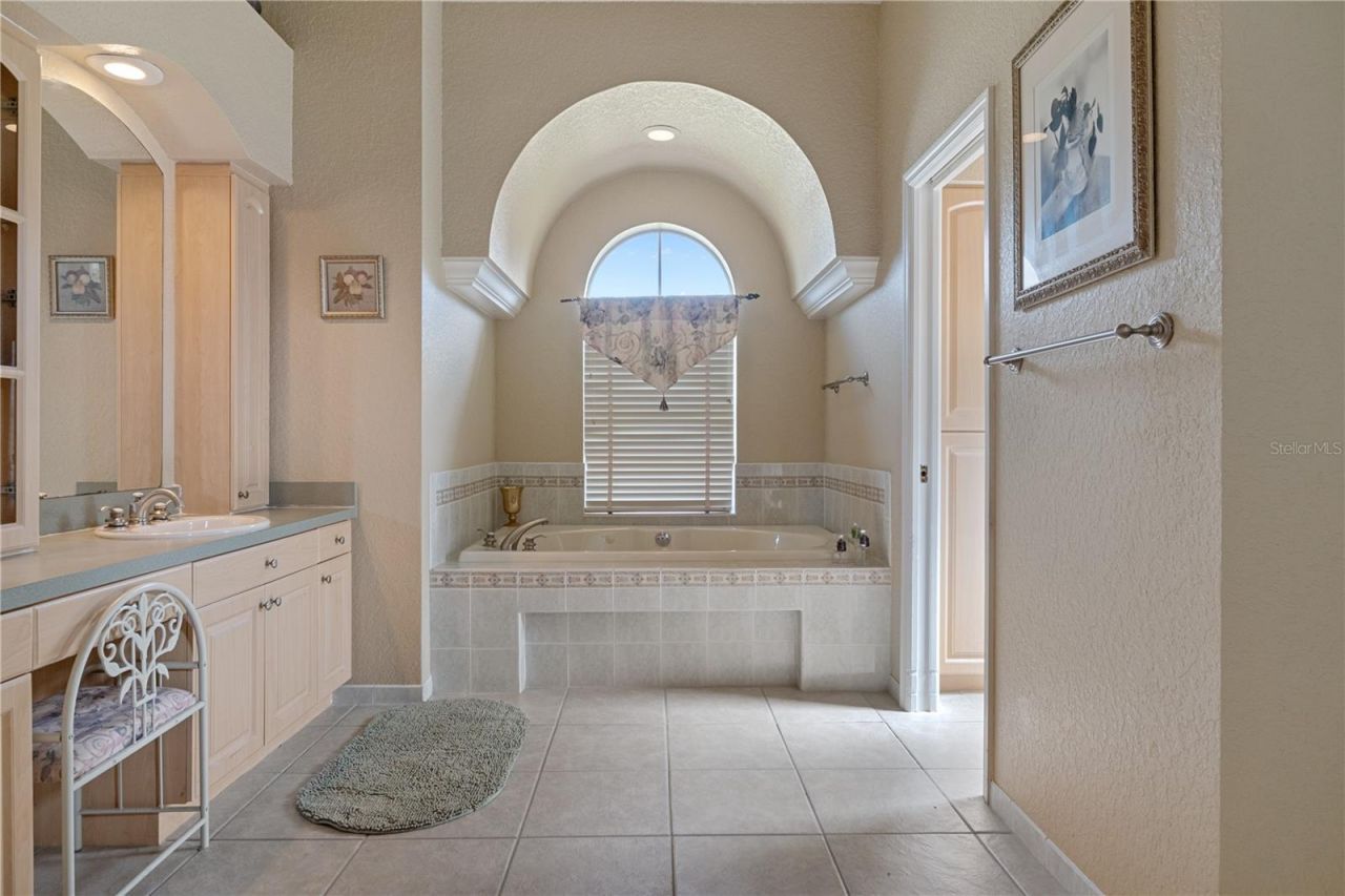 6132 Krista Drive , Spring Hill, FL 34609 Photo
