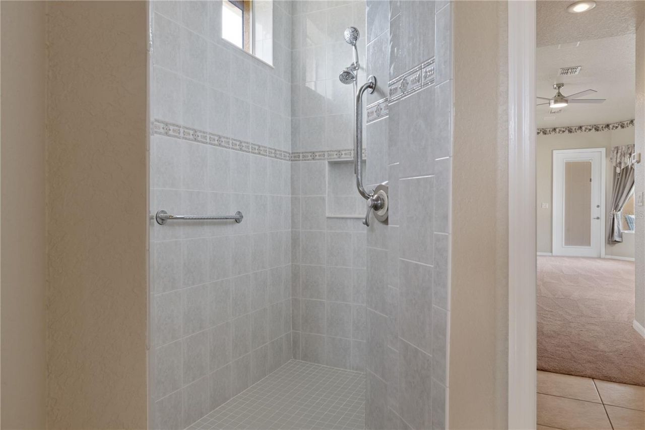 6132 Krista Drive , Spring Hill, FL 34609 Photo