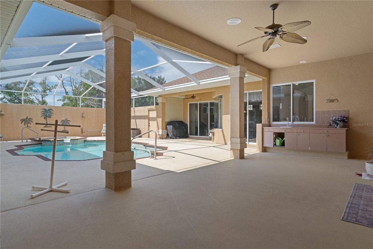 6132 Krista Drive , Spring Hill, FL 34609 Photo