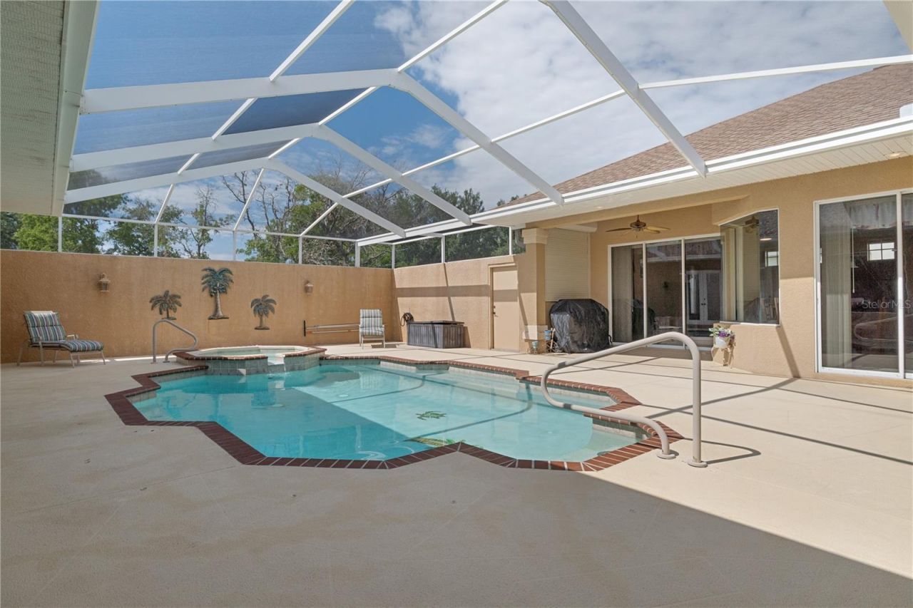 6132 Krista Drive , Spring Hill, FL 34609 Photo