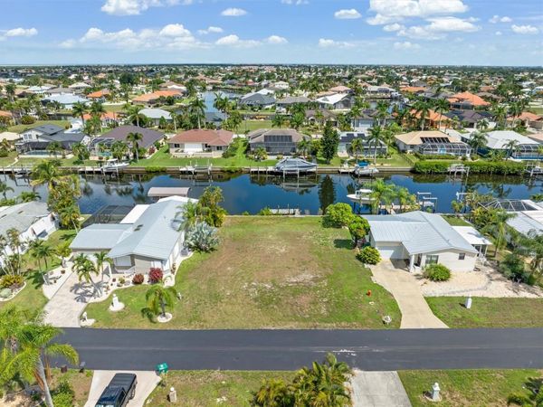 5439 RIVER BAY DRIVE , PUNTA GORDA, FL 33950