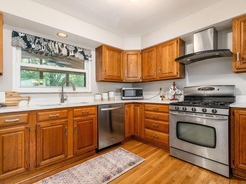 181 Village Drive, Columbus, OH 43214 Photo 14
