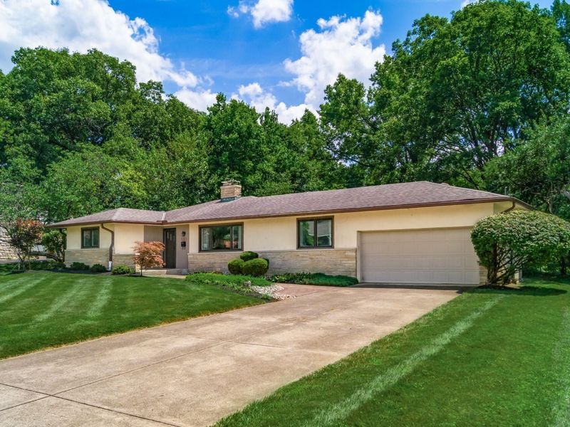 181 Village Drive, Columbus, OH 43214 Photo 2