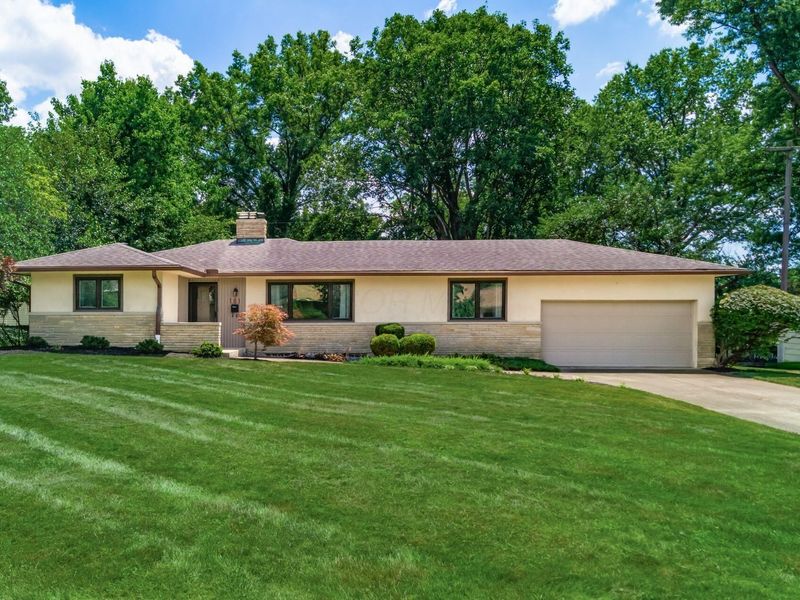 181 Village Drive, Columbus, OH 43214 Photo 3