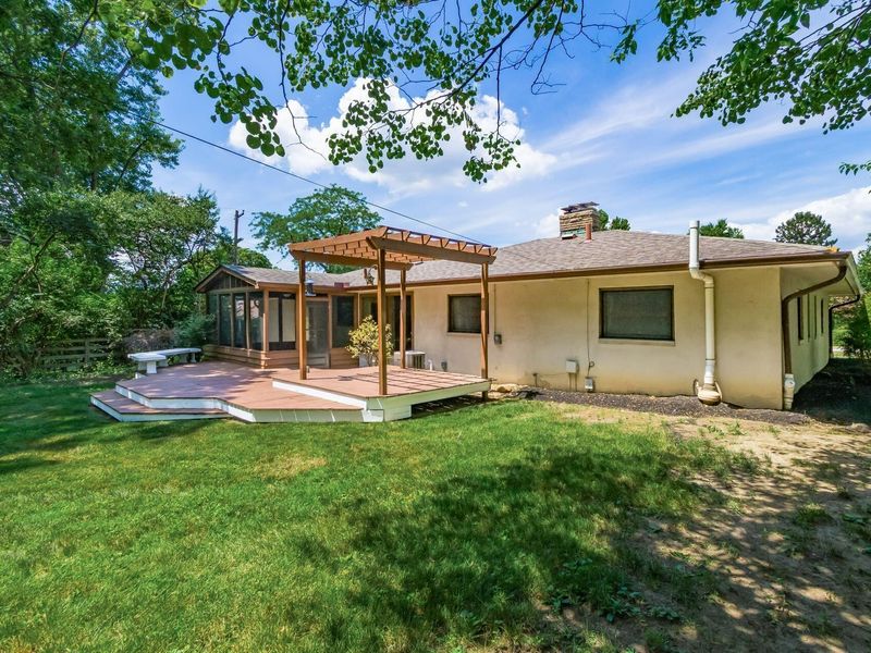 181 Village Drive, Columbus, OH 43214 Photo 37