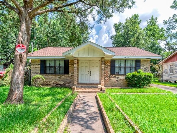 2430 Denmark Street, Mobile, AL 36617