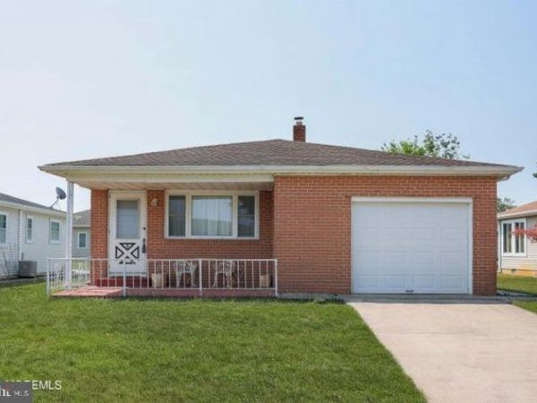 4 CORINTH PLACE , TOMS RIVER, NJ 08757