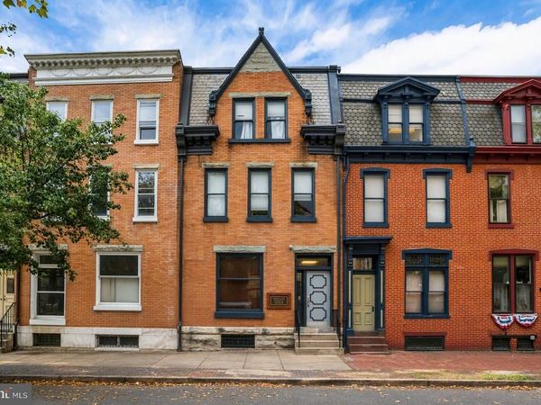 218 NORTH STREET, HARRISBURG, PA 17101