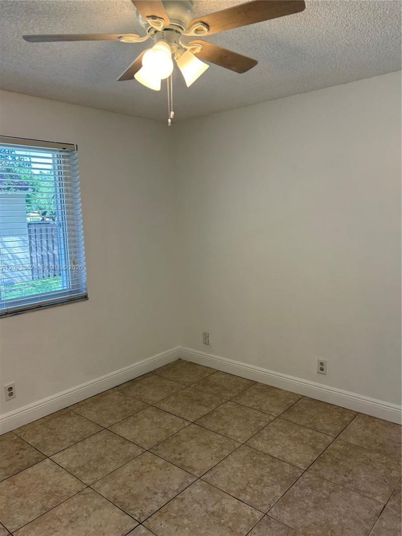 578 Woodgate Cir , Unit E, Sunrise, FL 33326 Photo