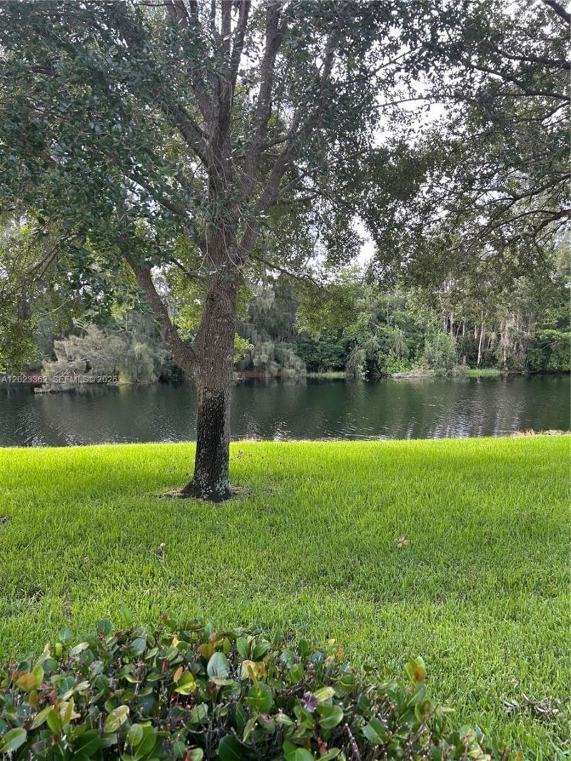 578 Woodgate Cir , Unit E, Sunrise, FL 33326 Photo