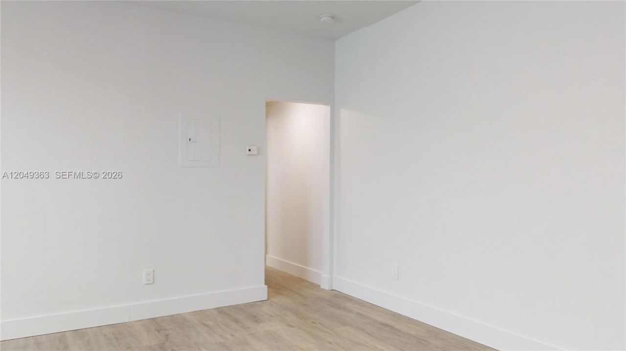 828 Pennsylvania Ave, Unit 7, Miami Beach, FL 33139 Photo